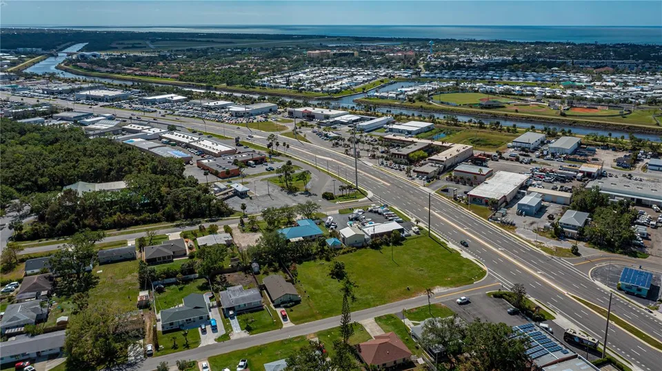 601 US HIGHWAY 41 BYP S, photo 6