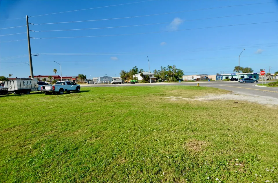 601 US HIGHWAY 41 BYP S, photo 16