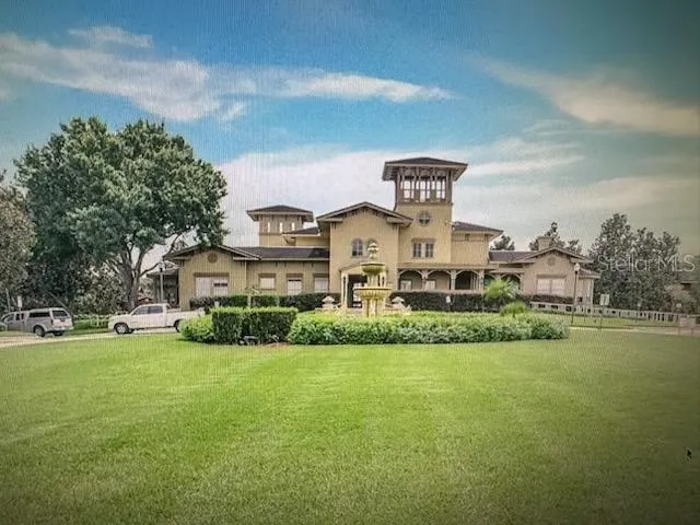 132 VISTA VERDI CIR #100, photo 2