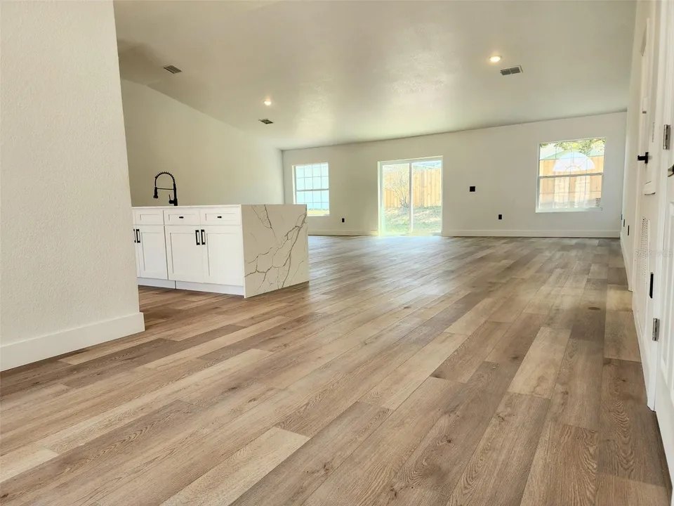 1032 CONCERT AVE, photo 4