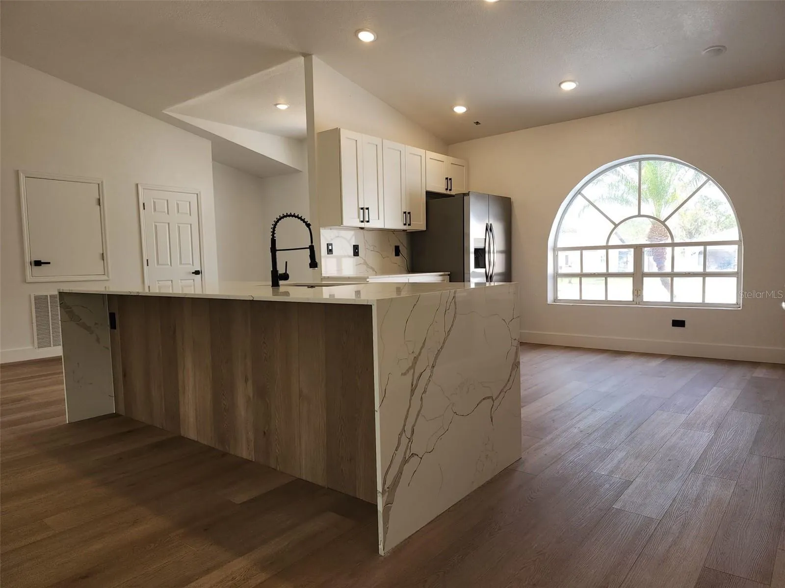 1032 CONCERT AVE, photo 15