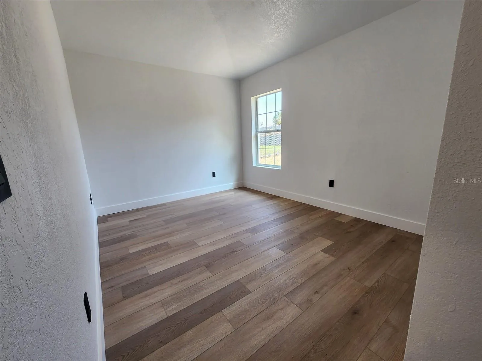 1032 CONCERT AVE, photo 26