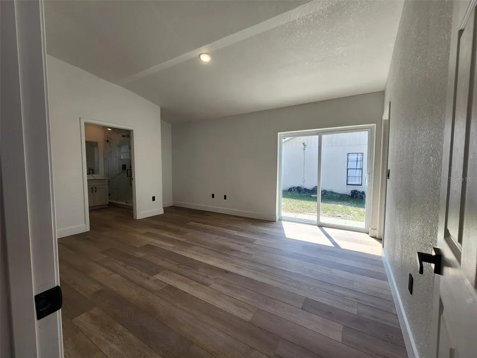 1032 CONCERT AVE, photo 33