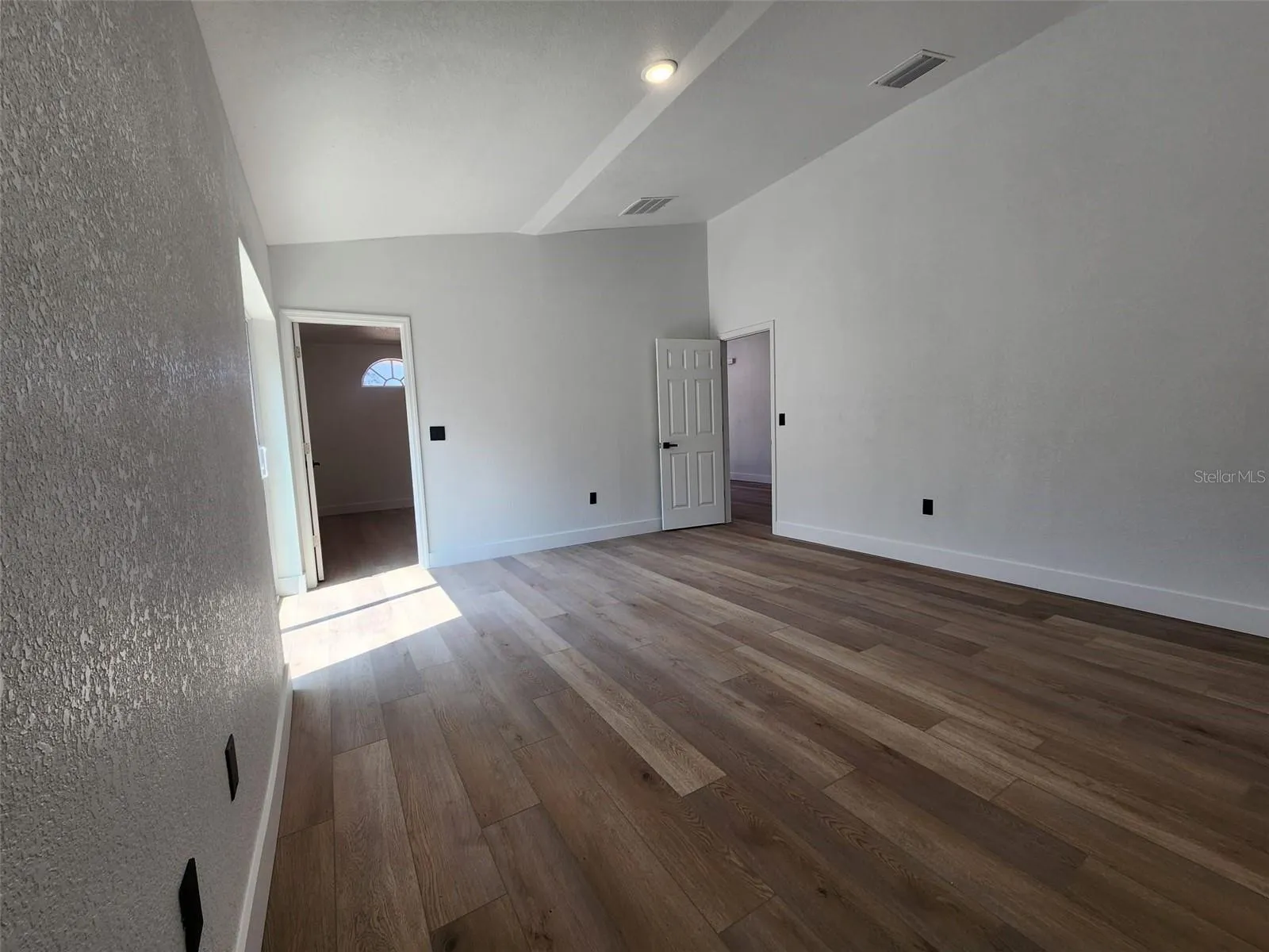 1032 CONCERT AVE, photo 30