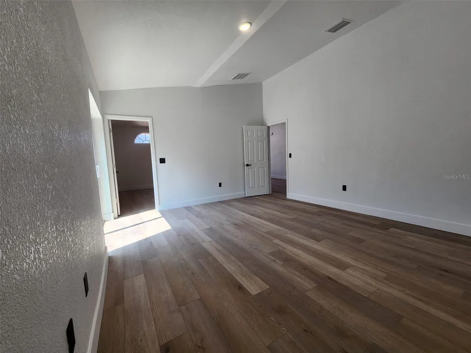 1032 CONCERT AVE, photo 30