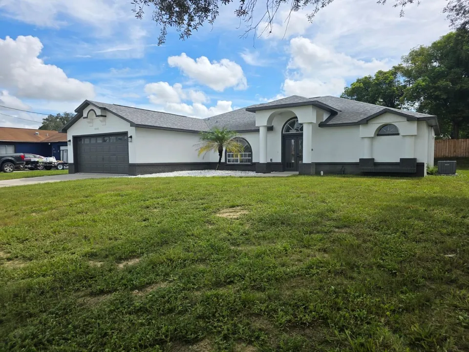 1032 CONCERT AVE, photo 2