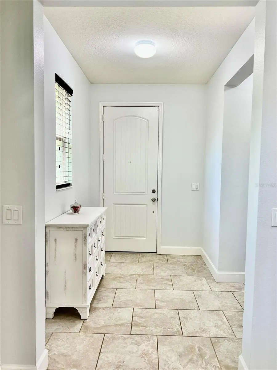 2301 AVELLINO AVE, photo 16