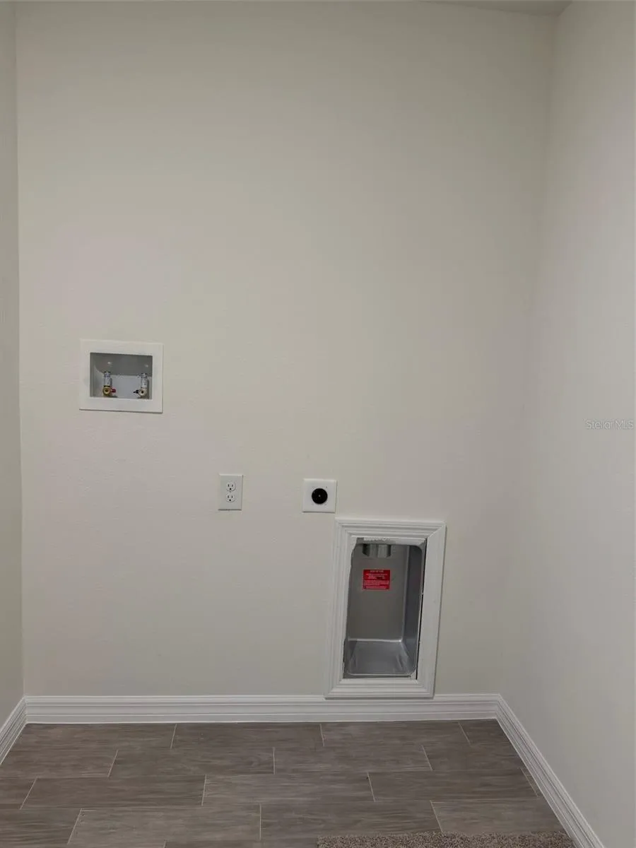 880 HUDSON VALLEY DR, photo 7