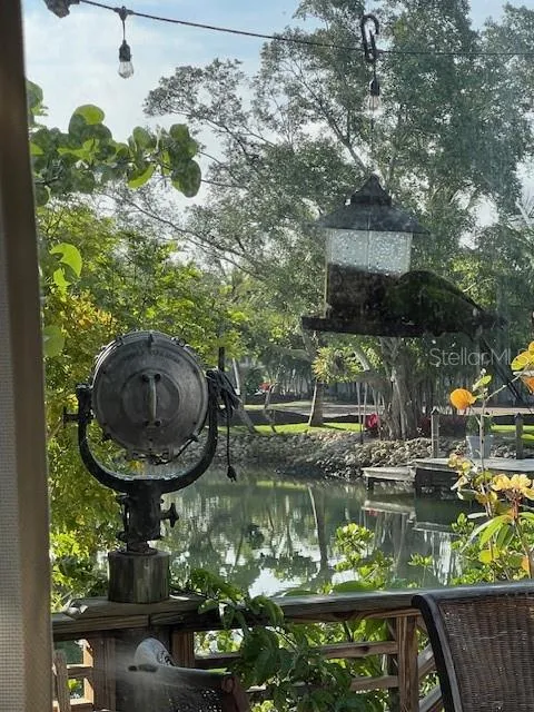 300 GARDEN LN, photo 22