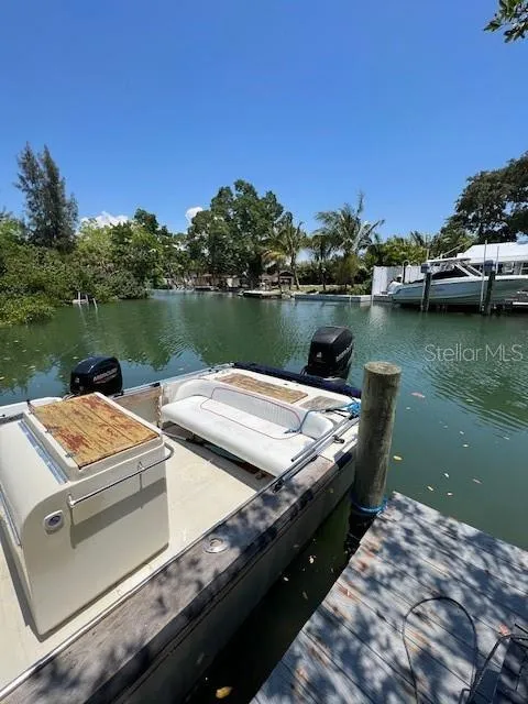 300 GARDEN LN, photo 18