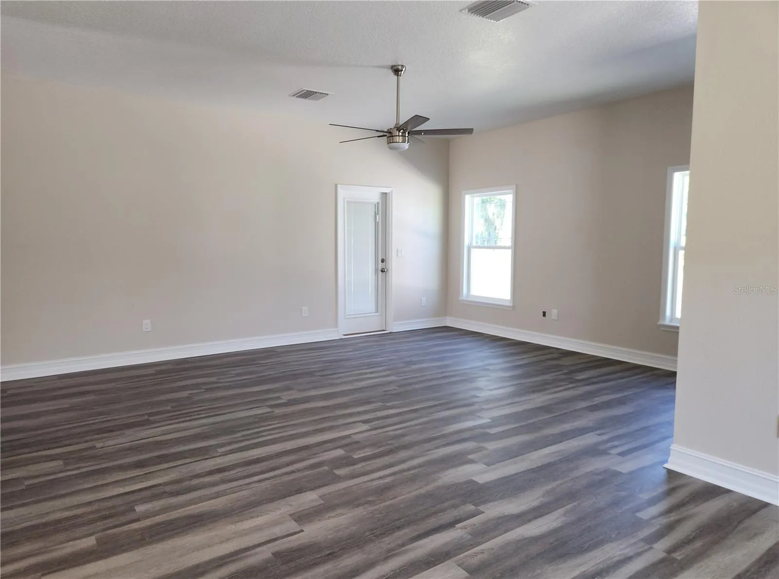 416 SHANNON ESTATES CT, photo 10