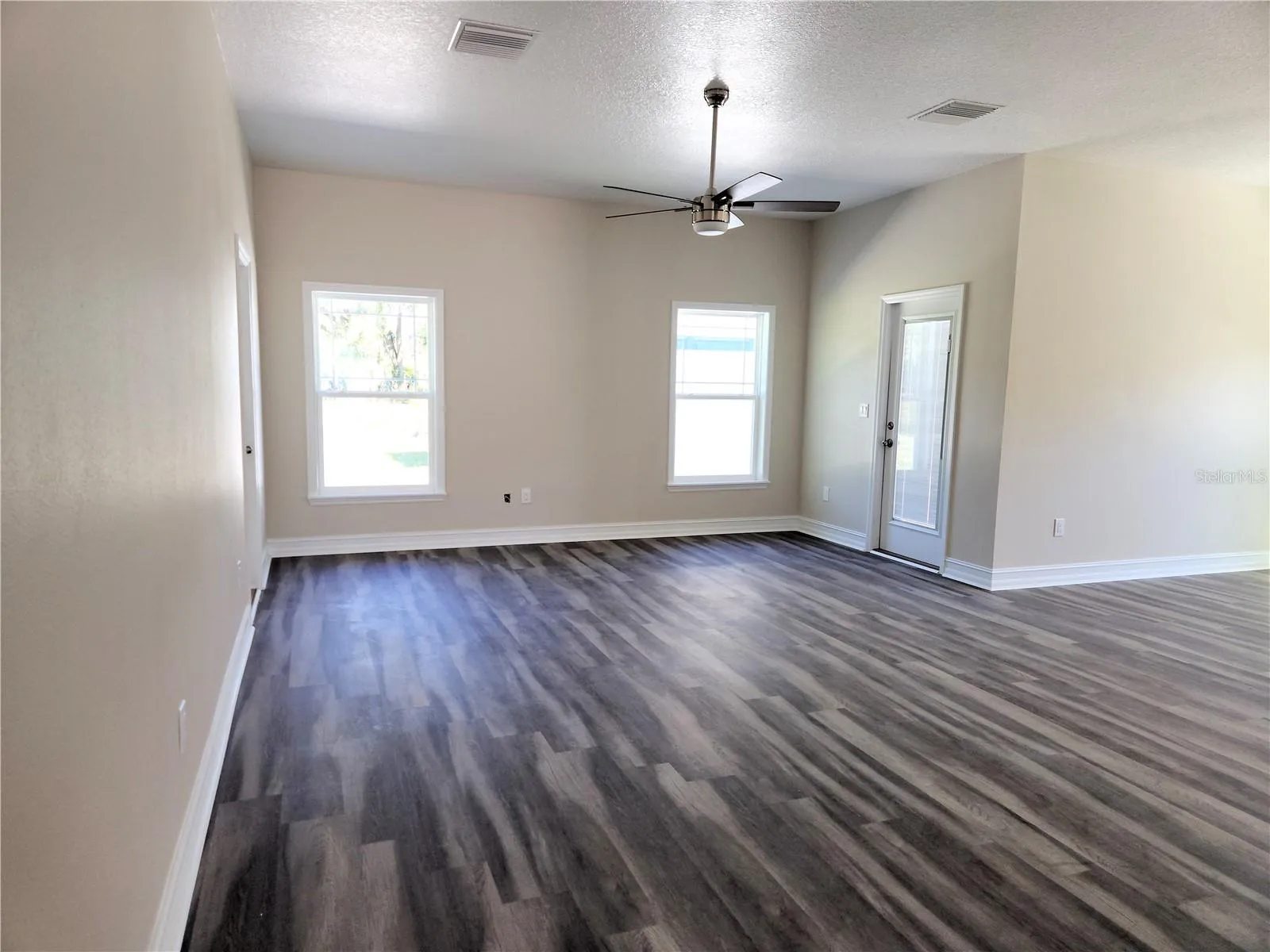 416 SHANNON ESTATES CT, photo 11