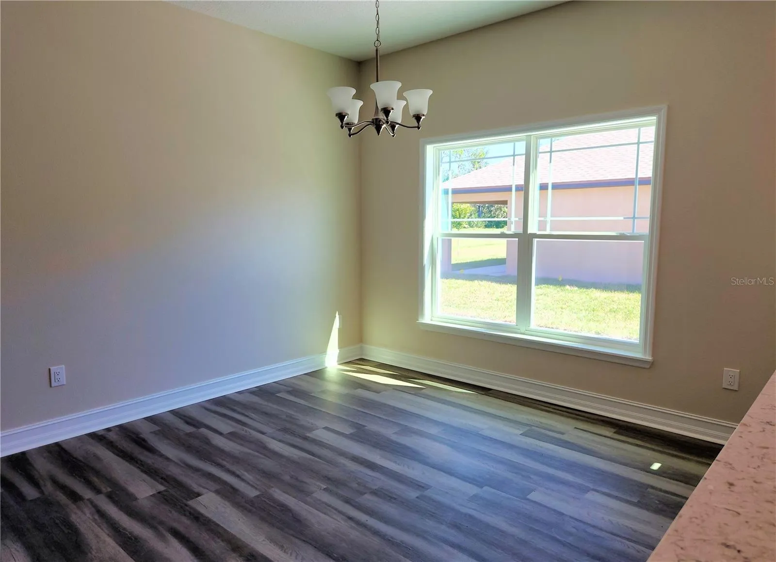 416 SHANNON ESTATES CT, photo 12