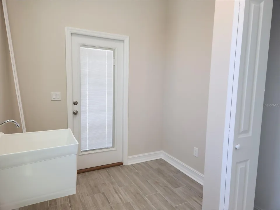 416 SHANNON ESTATES CT, photo 19