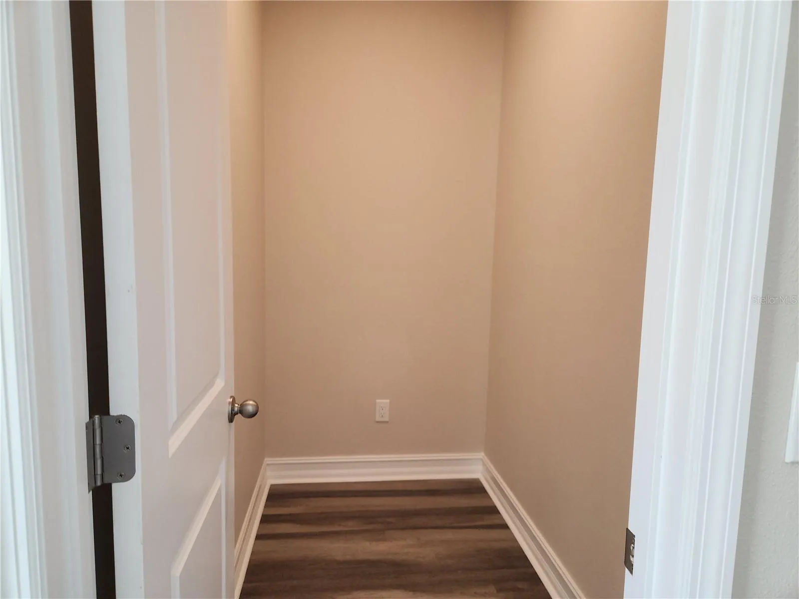 416 SHANNON ESTATES CT, photo 22