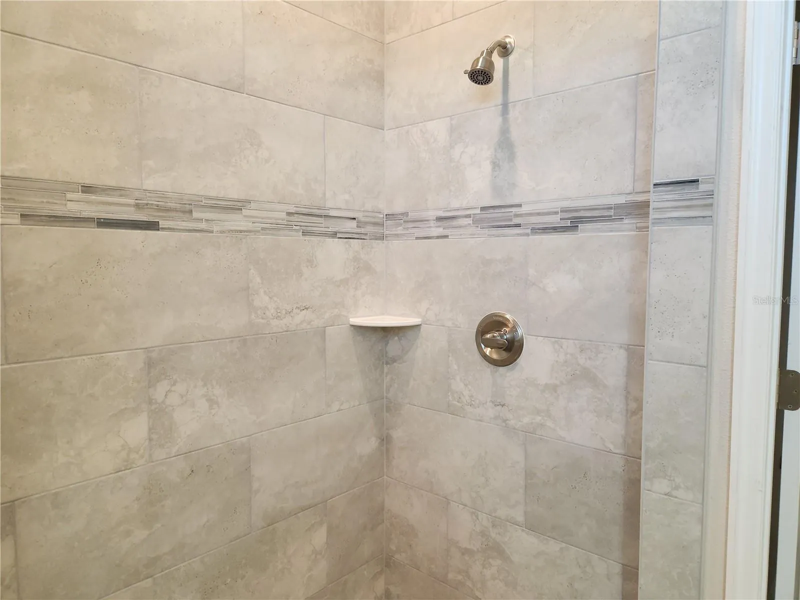 416 SHANNON ESTATES CT, photo 24