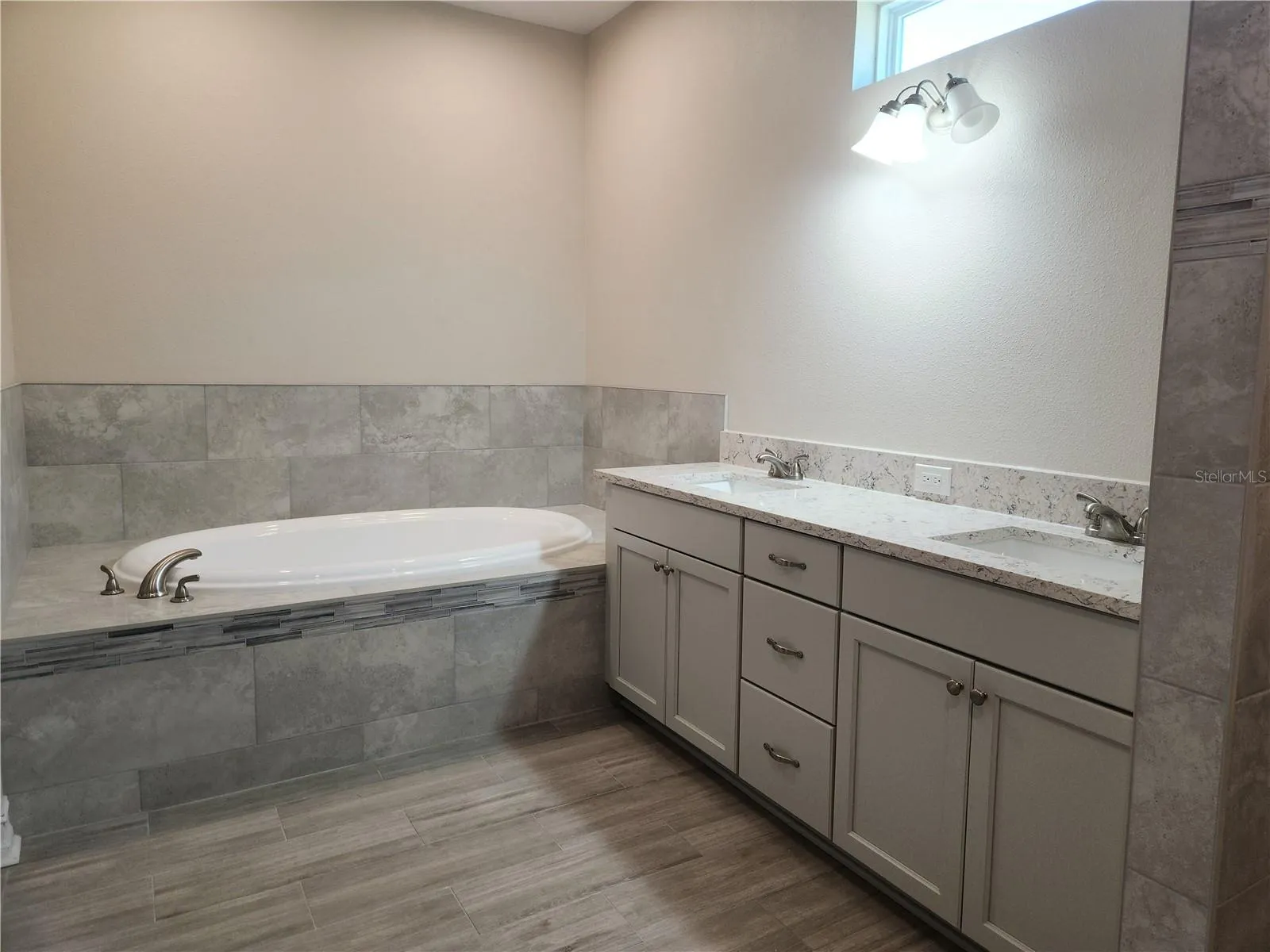 416 SHANNON ESTATES CT, photo 25