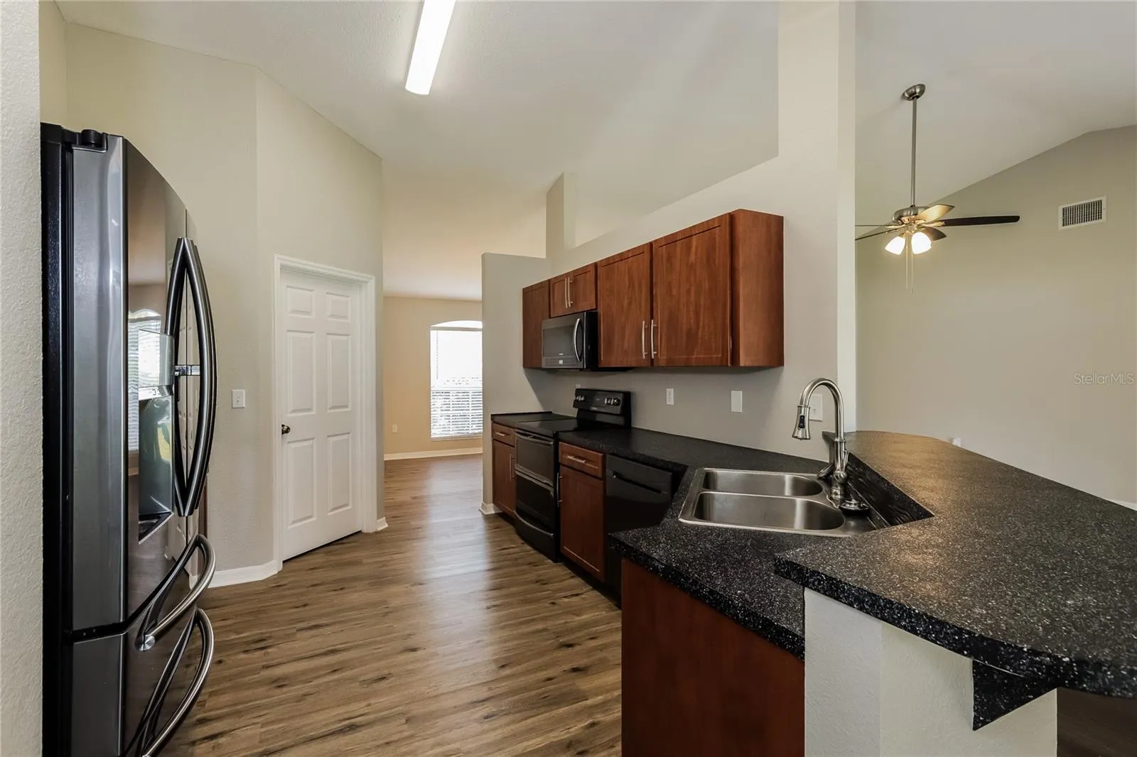 3407 IMPERIAL MANOR WAY, photo 5