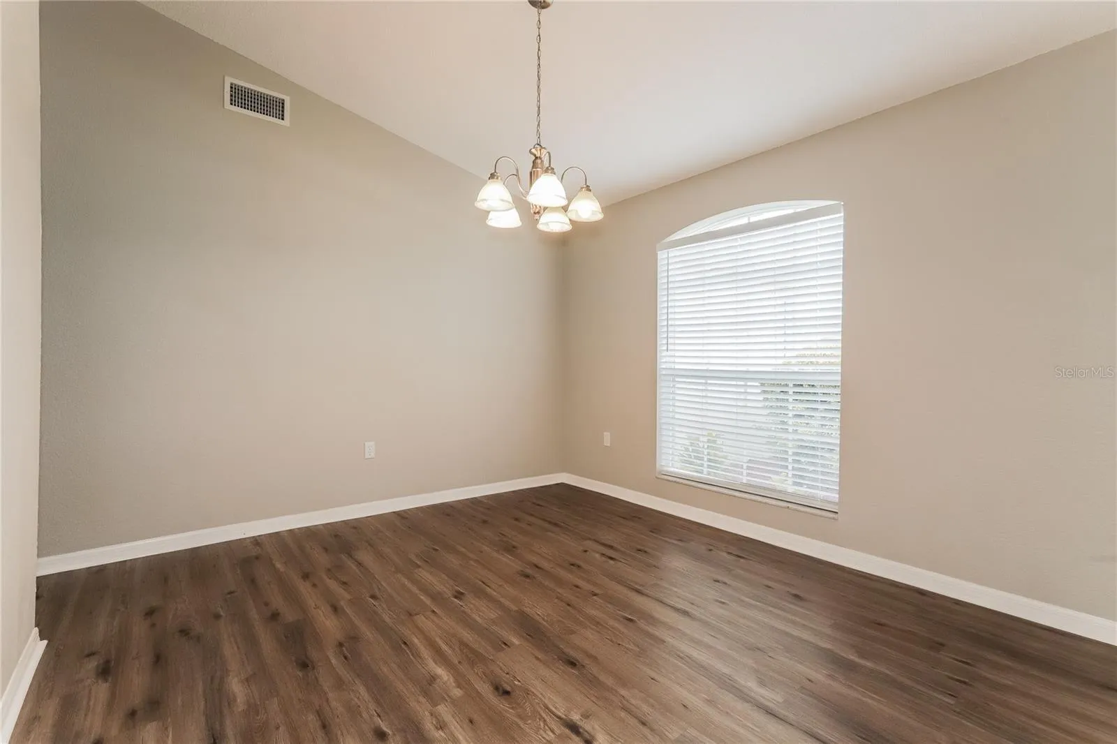 3407 IMPERIAL MANOR WAY, photo 7