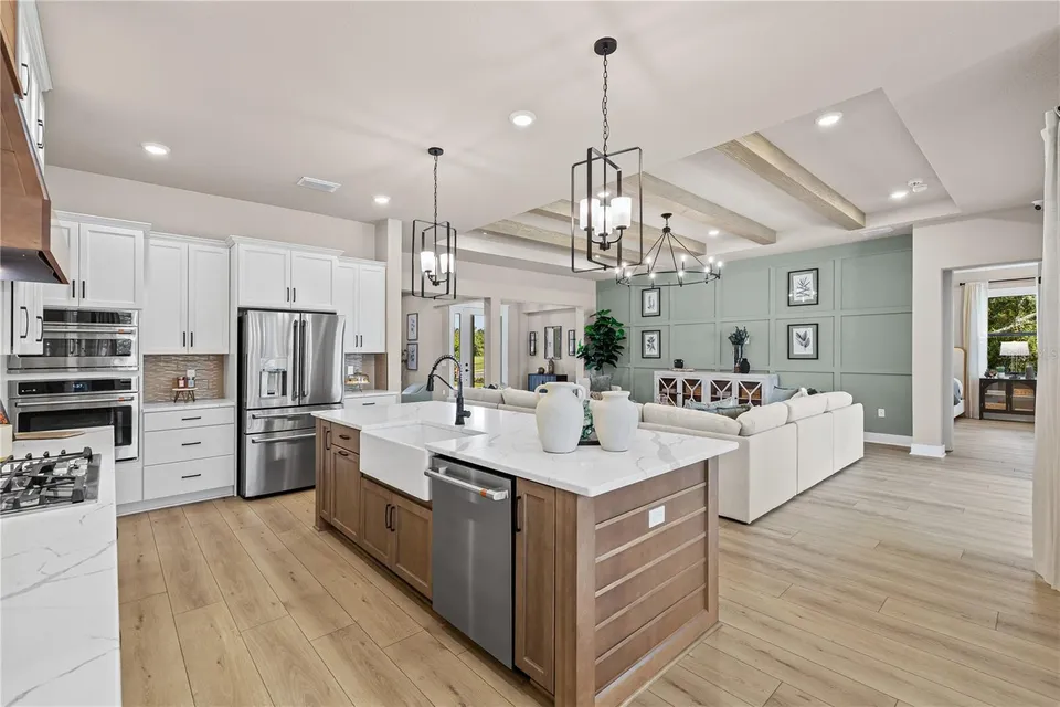 728 ESTATES BLVD, photo 10