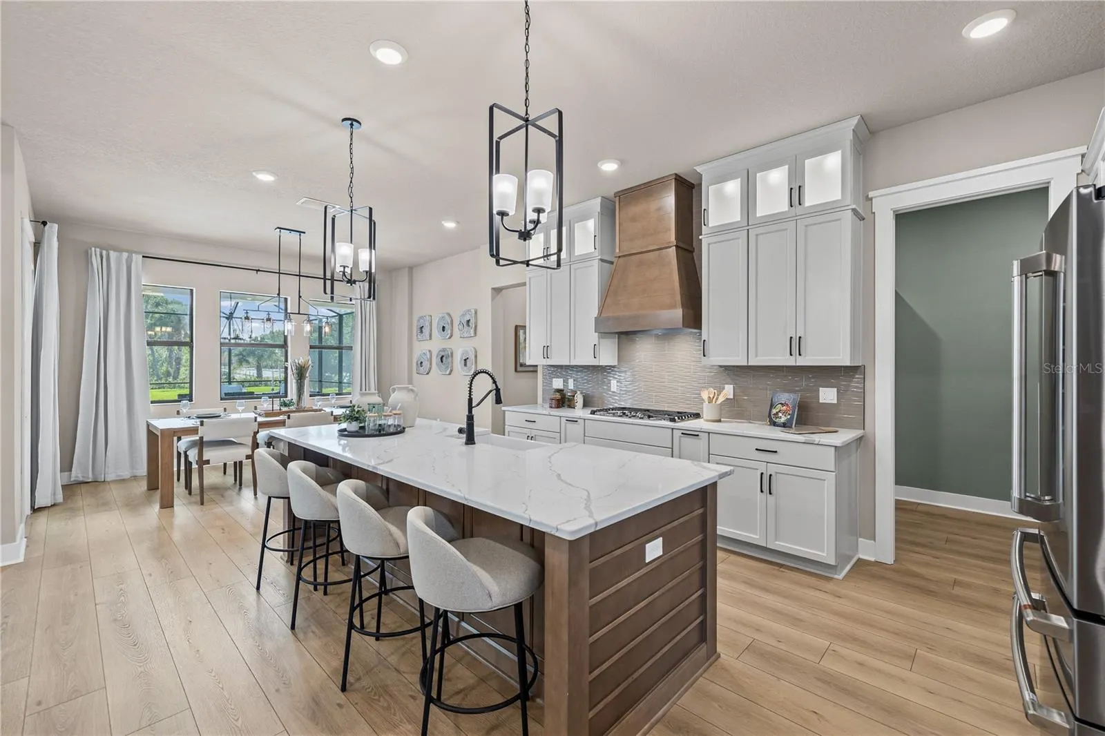 728 ESTATES BLVD, photo 11