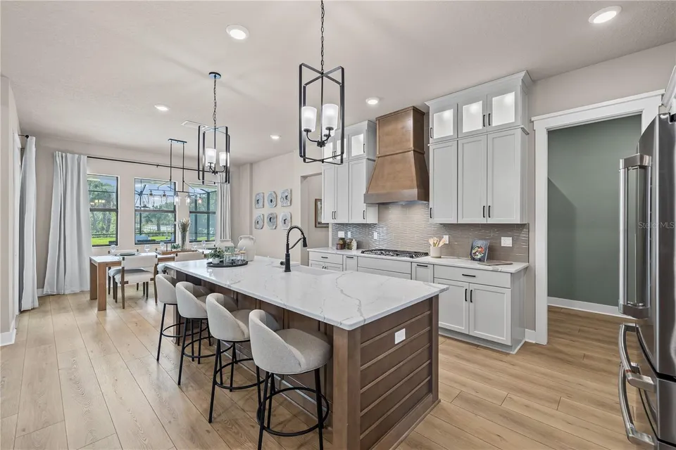 728 ESTATES BLVD, photo 11