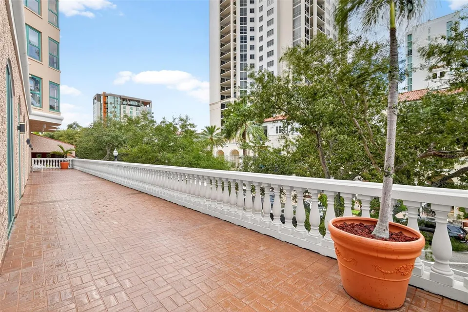 288 BEACH DR NE #4B, photo 56