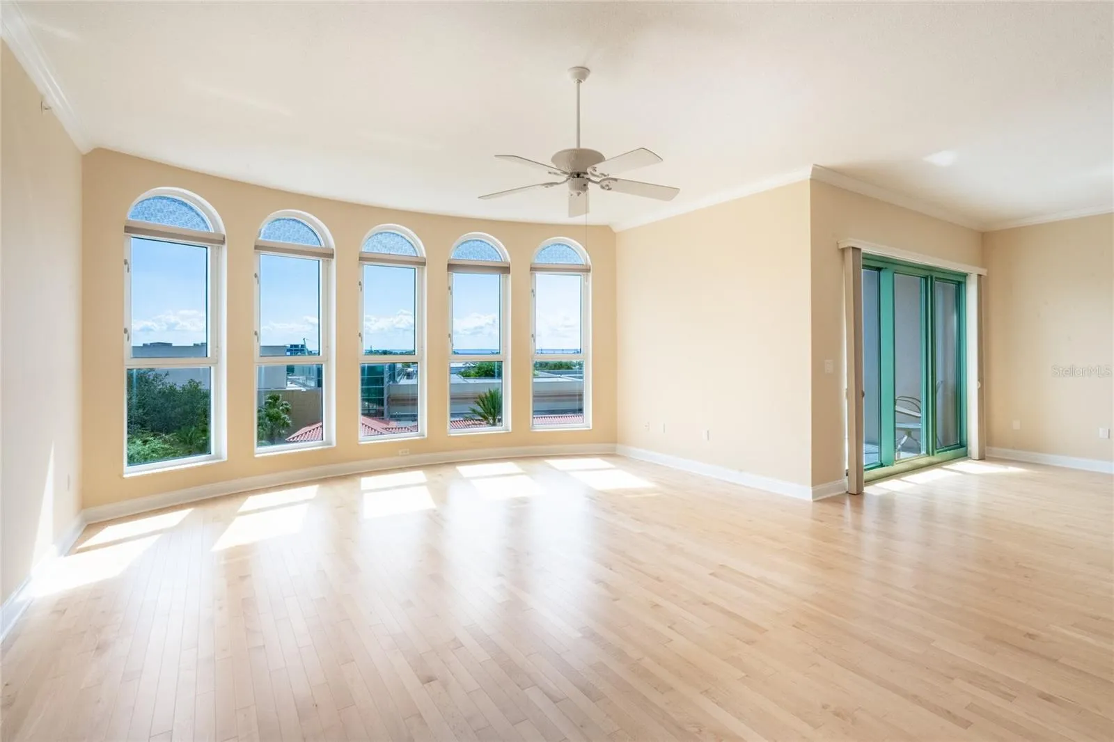 288 BEACH DR NE #4B, photo 12
