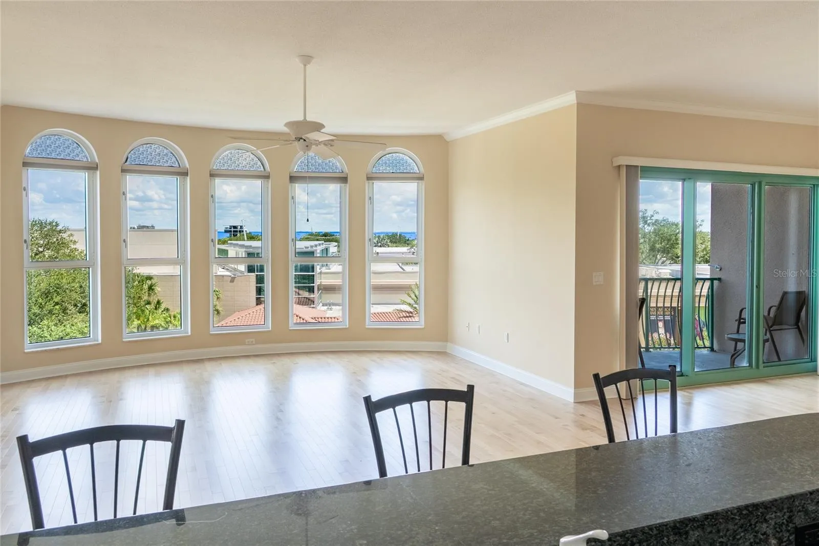 288 BEACH DR NE #4B, photo 15