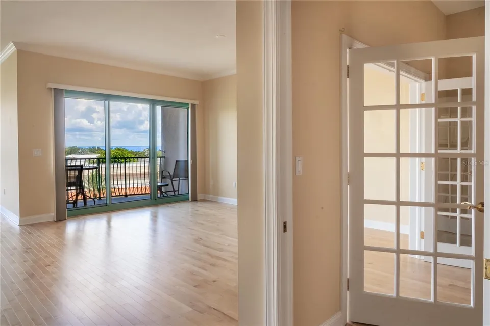 288 BEACH DR NE #4B, photo 70