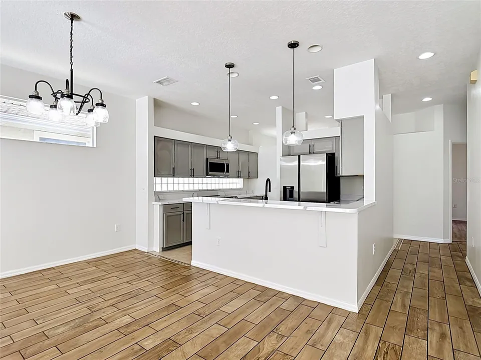 2944 SUNSET VISTA BLVD, photo 5