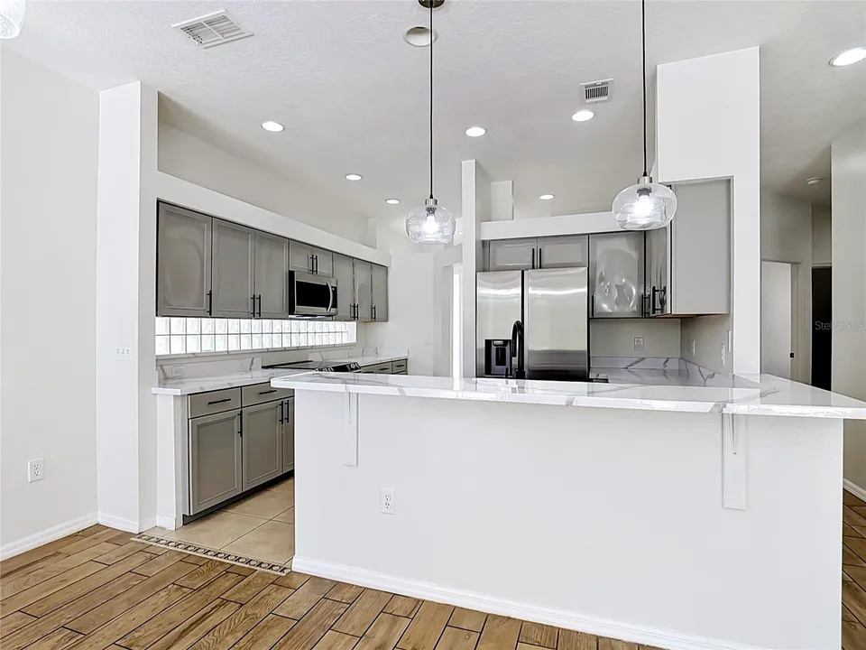 2944 SUNSET VISTA BLVD, photo 10