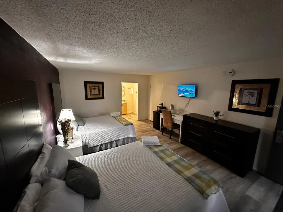 2050 E IRLO BRONSON MEMORIAL HWY #108, photo 17
