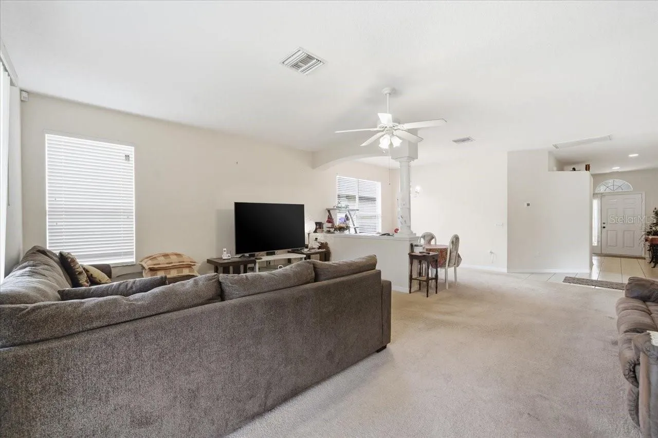 18425 CYPRESS BAY PKWY, photo 4