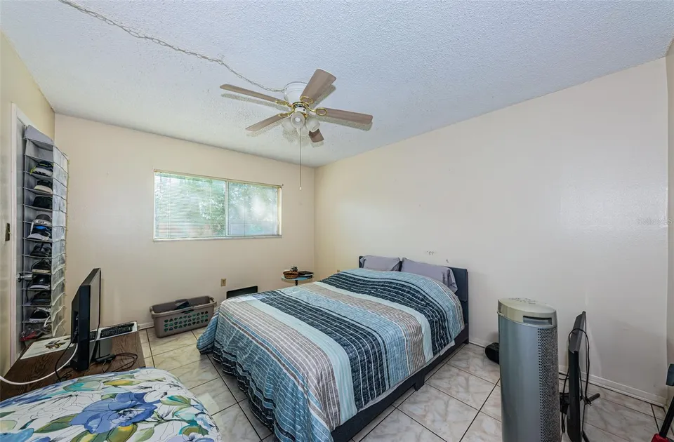 2001 GREENBRIAR BLVD #6, photo 12