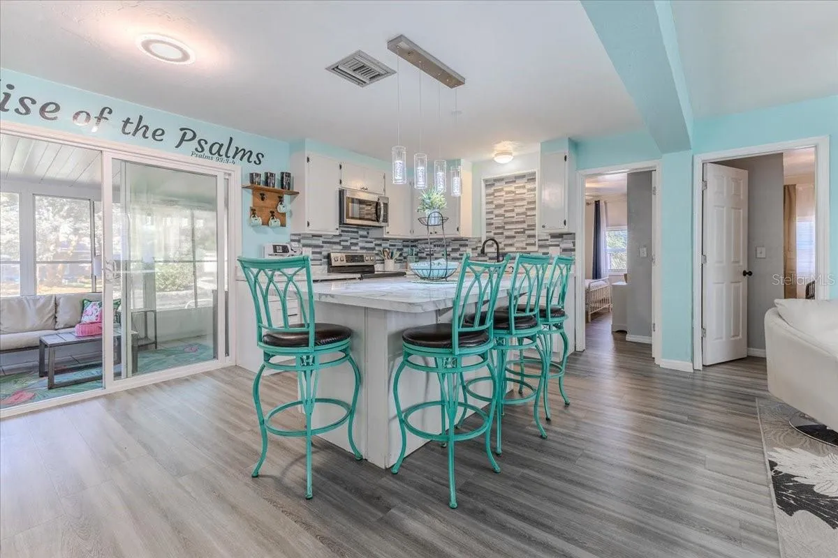 5261 CIRCLE DR, photo 21