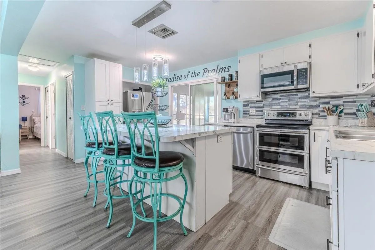 5261 CIRCLE DR, photo 22