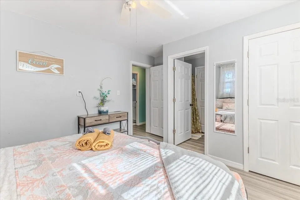 5261 CIRCLE DR, photo 26