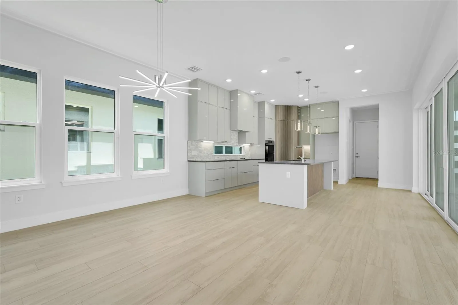 3036 KENSINGTON AVE, photo 17