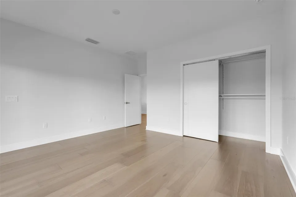 3036 KENSINGTON AVE, photo 26
