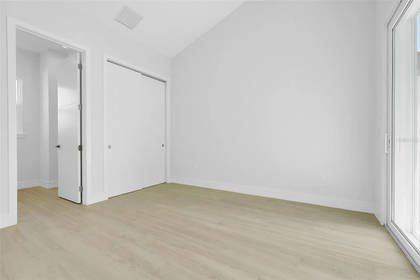 3036 KENSINGTON AVE, photo 27