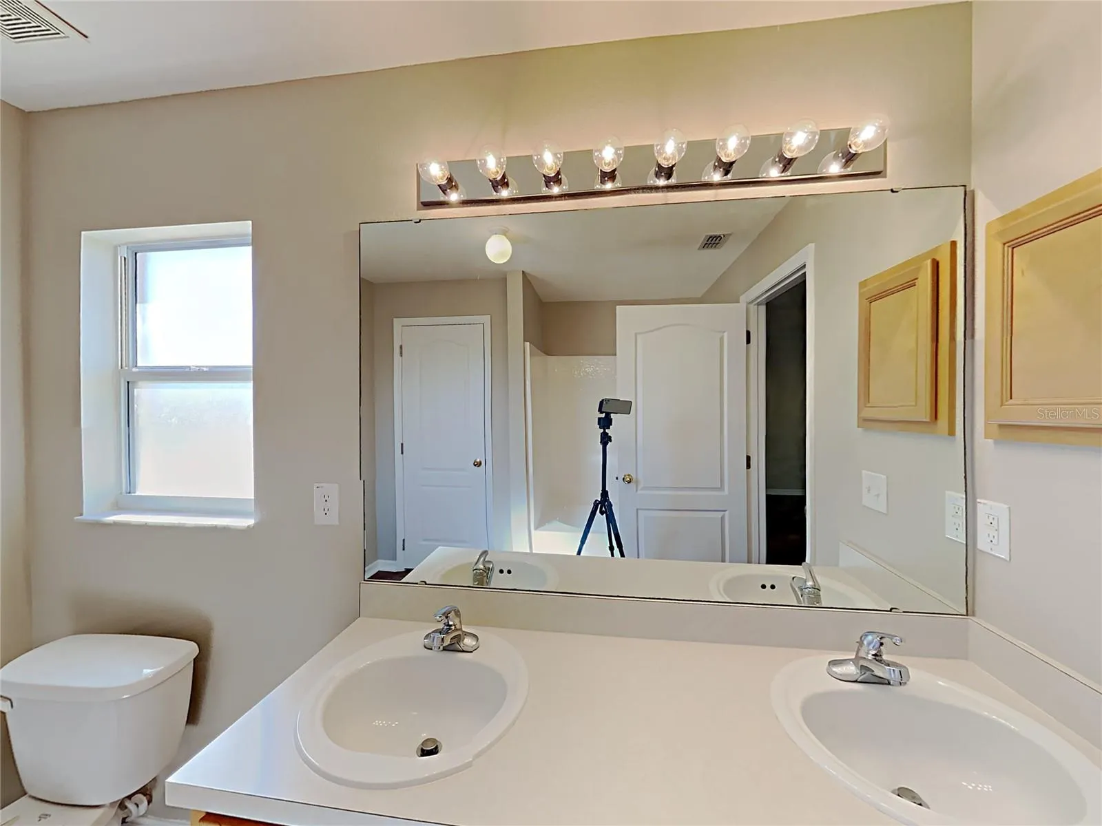 1745 PILCHARD DR, photo 9