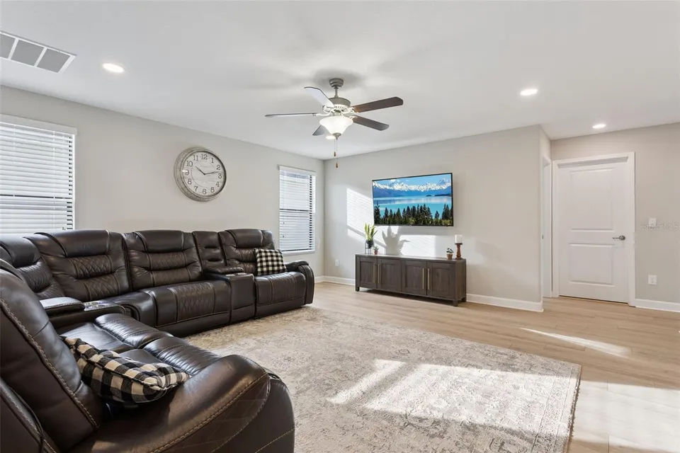 8816 SHADY PAVILLION CT, photo 11