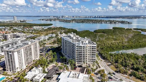 1300 BENJAMIN FRANKLIN DR #809, SARASOTA, FL 34236