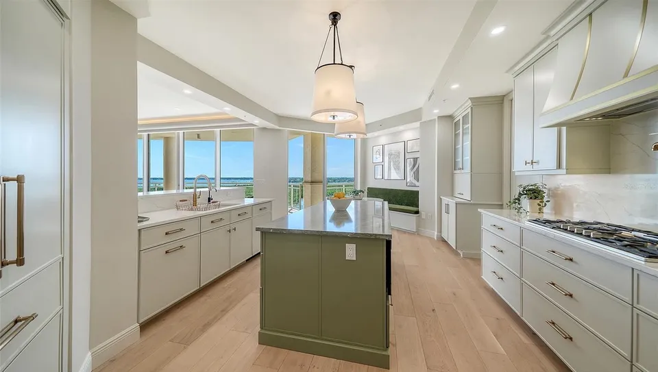 1300 BENJAMIN FRANKLIN DR #809, photo 30