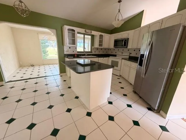 2398 NW 50TH AVE, photo 9