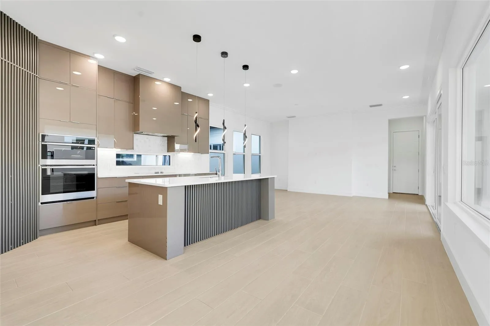 3044 KENSINGTON AVE, photo 17