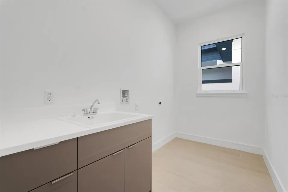 3044 KENSINGTON AVE, photo 25