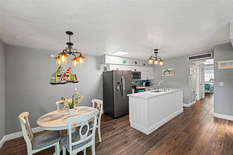 250 ROSERY RD NW #219, photo 12