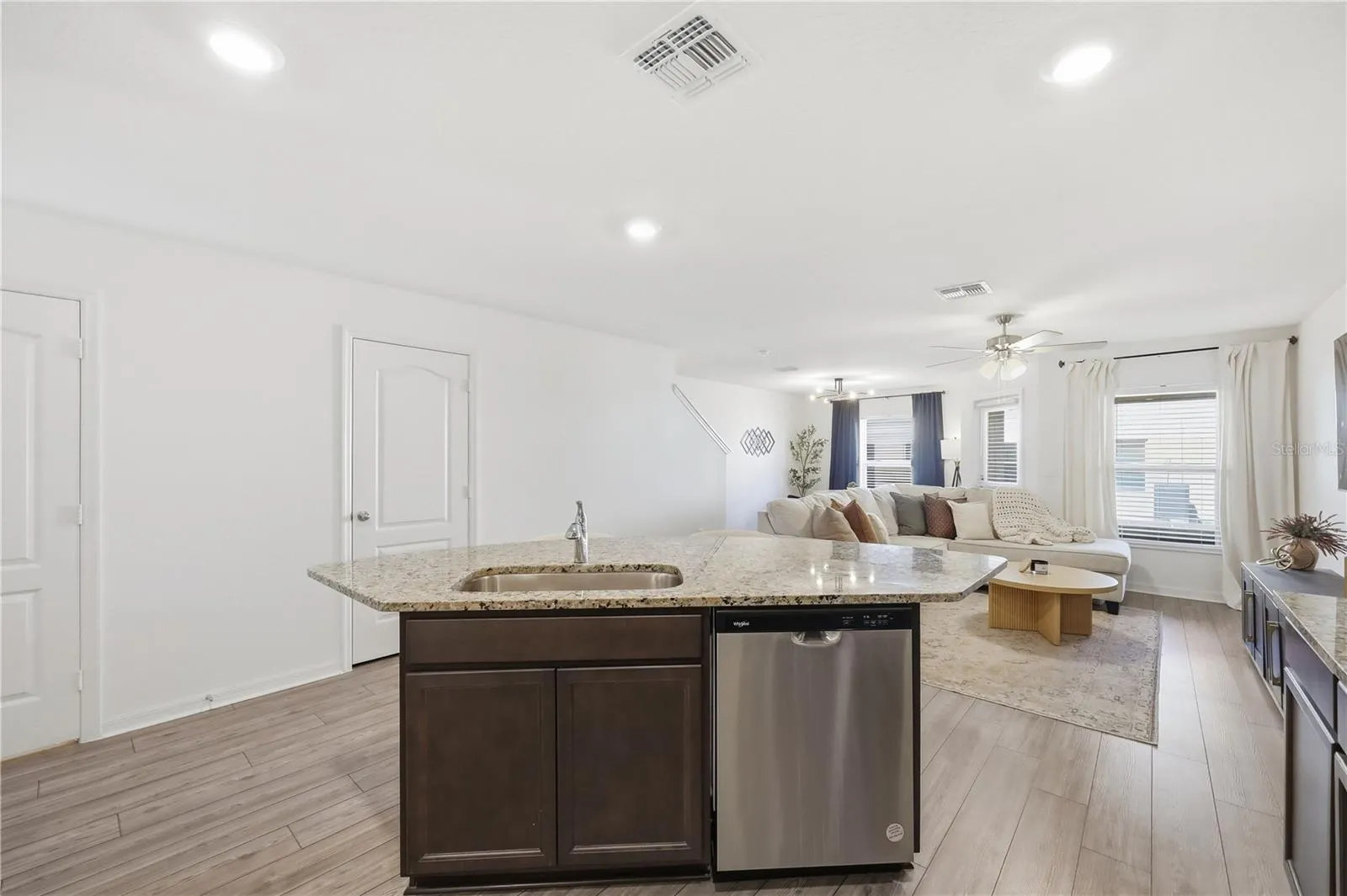 1675 WYNFORD CIR, photo 13